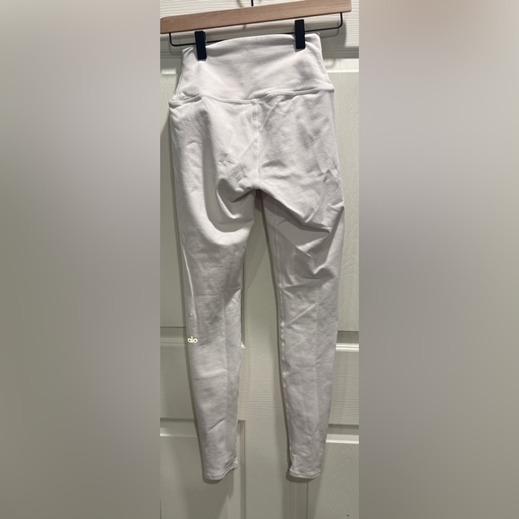 Alo Yoga Airbrush High-Waist Leggings White XS - Picture 6 of 13